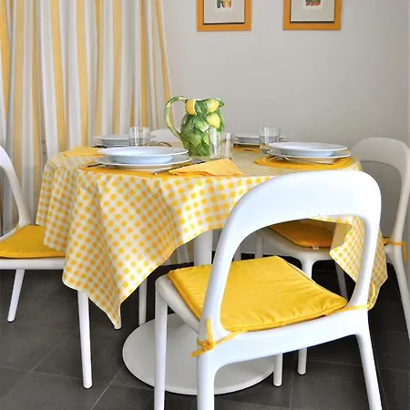 La Palma Vacanze In Riva Al Mare Lägenhet *